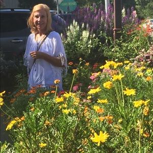 Meet your Posher, Debbie